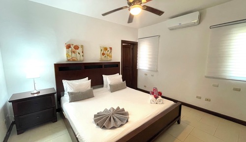 Deluxe Apartment, Resort View, Beachside