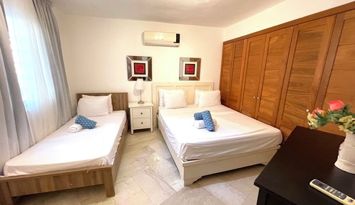 Deluxe Apartment, Ocean View, Beachfront