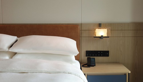 Premium Room, 1 King Bed, City View