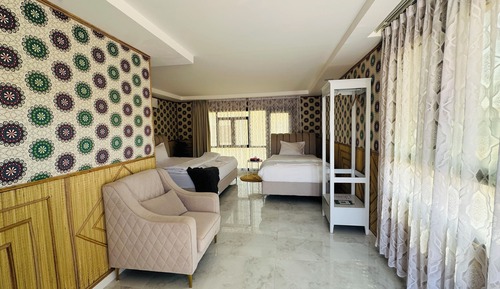 Triple Room, Balcony, Desert View