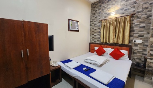 Deluxe Double Room, City View