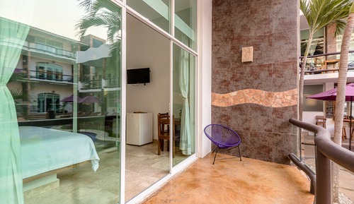 Deluxe Room, 1 King Bed