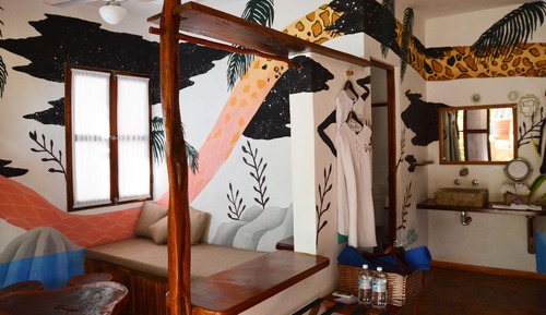 Deluxe Suite, 2 Double Beds, Garden View