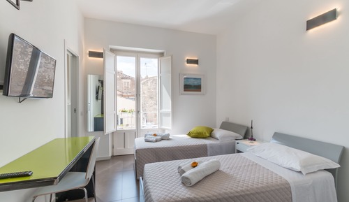 Classic Double Room