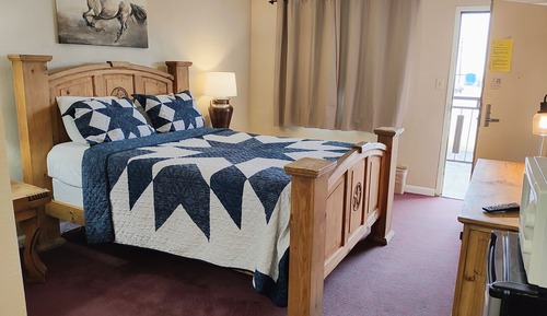 Premium Room, 1 Queen Bed
