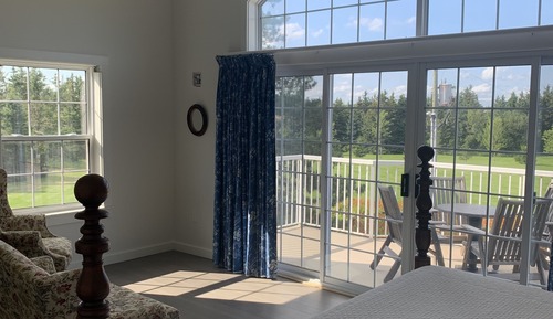 Spry Seven - 2 bedroom, 2 1/2 bathroom, multi-level, stunning views