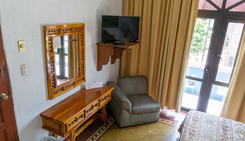 Single Room, 1 King Bed