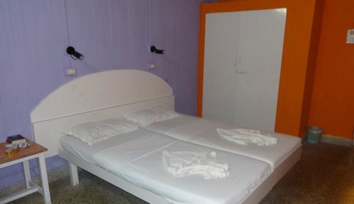Standard Twin Room (Non/AC) 