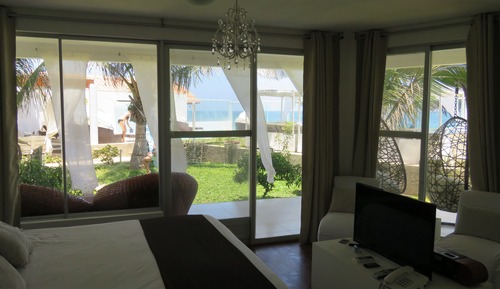 Suite, Jetted Tub