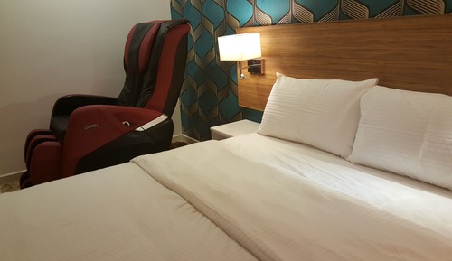 Deluxe Room, 1 Queen Bed