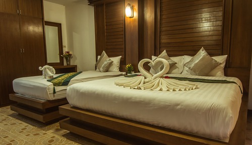 Family Triple Room (1 Double bed and 1 Single bed)