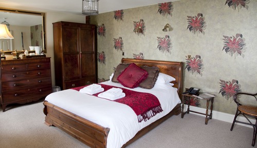 Superior double room 10, shower