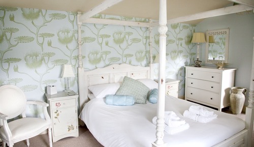 Superior double room 11, bath/shower