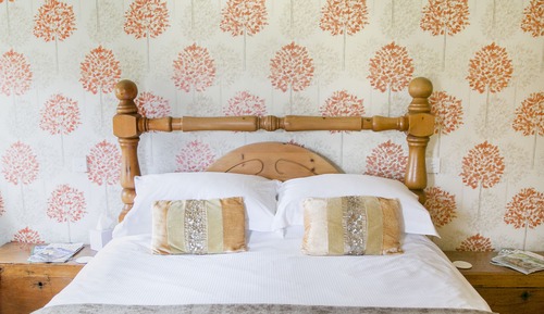 Superior double room 19, bath