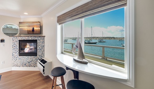 Panoramic Double Room, Private Bathroom, Ocean View (Bayview Oceanfront)