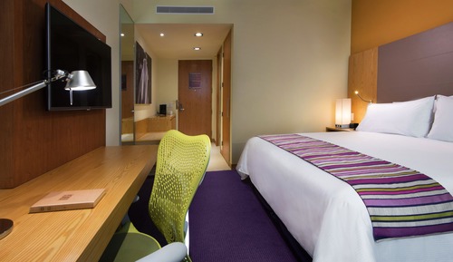 Deluxe Room, 1 King Bed