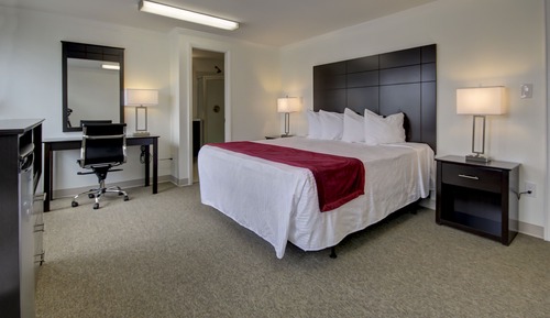 Standard Room, 1 King Bed