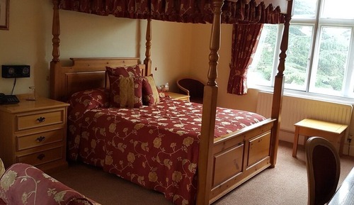 Superior Suite, Ensuite, Garden View (Superior Four Poster)
