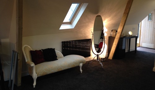Honeymoon Suite