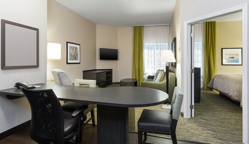 Suite, 1 Bedroom, Accessible (Communications)