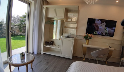 Deluxe Triple Room, Garden View, Annex Building (Via di murlo, 10/E)
