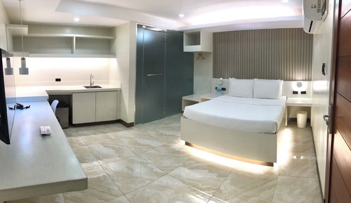 Premier Suite