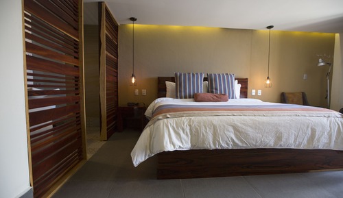 Deluxe Room, Balcony