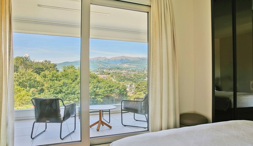 Studio with Balcony, Garden View