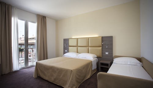 Classic Room, Balcony