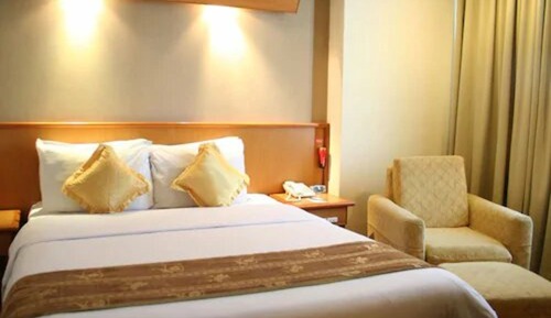 Superior Double Room, City View