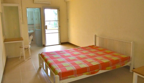 Standard Double Room, Corner
