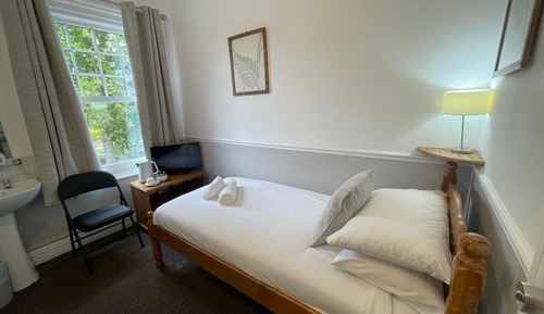 Economy Single Room, Shared Bathroom