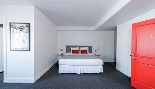 Deluxe Room, 1 King Bed