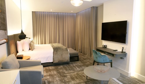 Luxury Suite, 1 King Bed, Ensuite