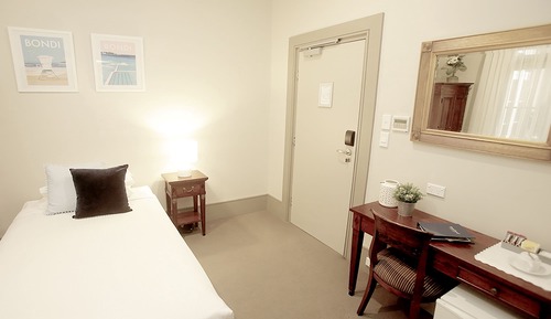 Single Room, Private Bathroom (1 Single Bed)