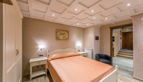 Luxury Apartment, Multiple Beds, Garden View