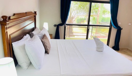 Luxury Apartment, 2 Bedrooms, 2 Bathrooms, Sea View