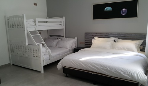 Family Room, 1 Bedroom