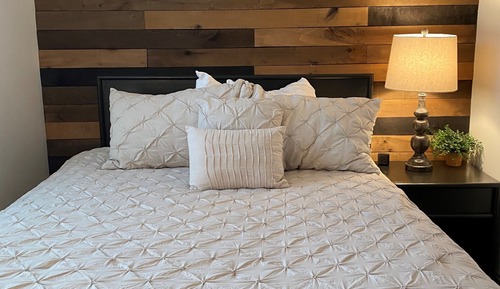 Courtyard King / Queen Suite