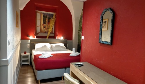 Suite, Canal View