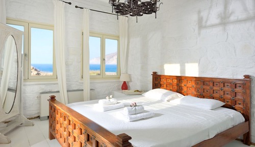 Megista Blue 2 Bedroom Penthouse with Sea