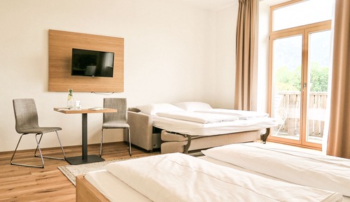 Comfort Quadruple Room, Balcony