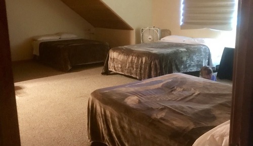 Room (#9)