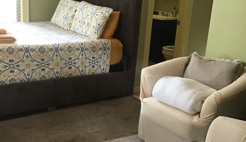 Standard Suite, 1 Bedroom, Non Smoking (Prince Folly Suite)