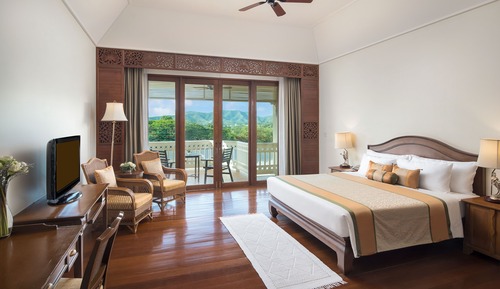 Deluxe River View