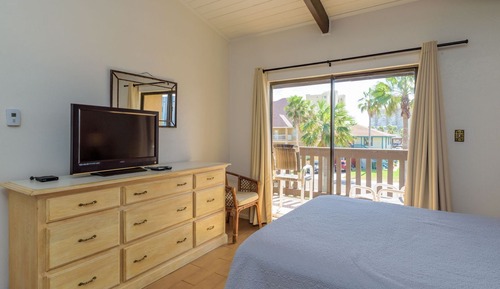 Standard Condo, 1 Queen Bed with Sofa bed, Balcony, Resort View
