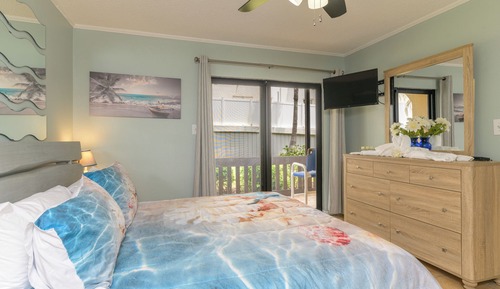 Deluxe Condo, 1 King Bed