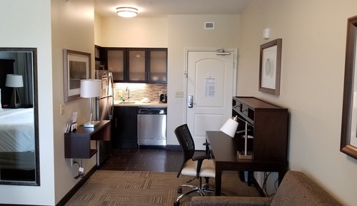 Studio Suite, 1 King Bed, Accessible (Mobil Roll Shwr)