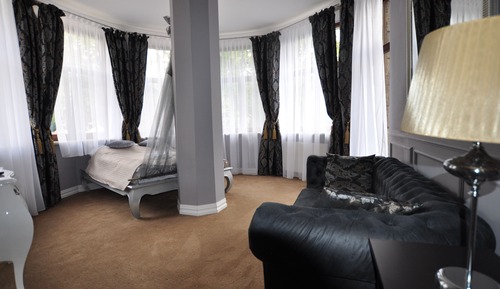 Superior Double Room, 1 King Bed, Mountain View