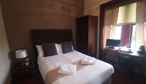 Double Room, Shared Bathroom (Basic Double Room)